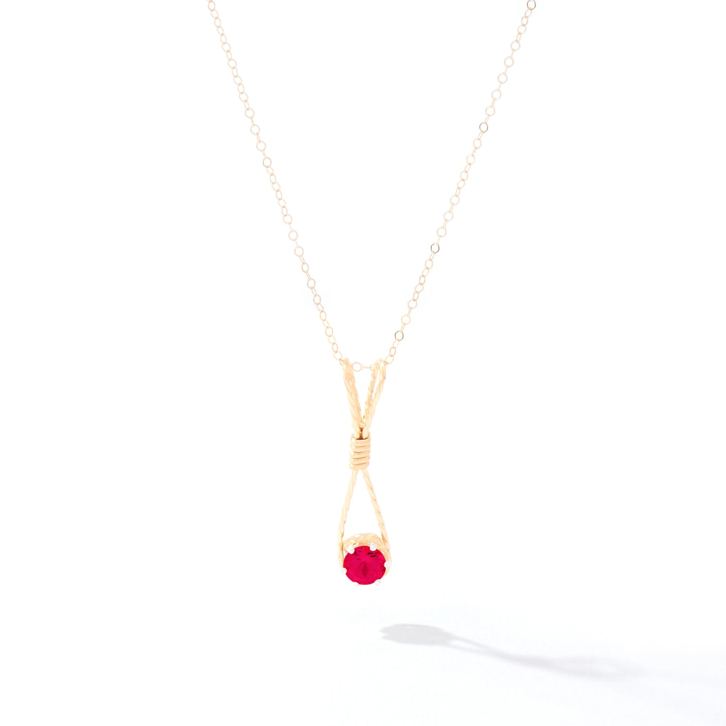 Shining Star Pendant in 14k Gold Artist Wire