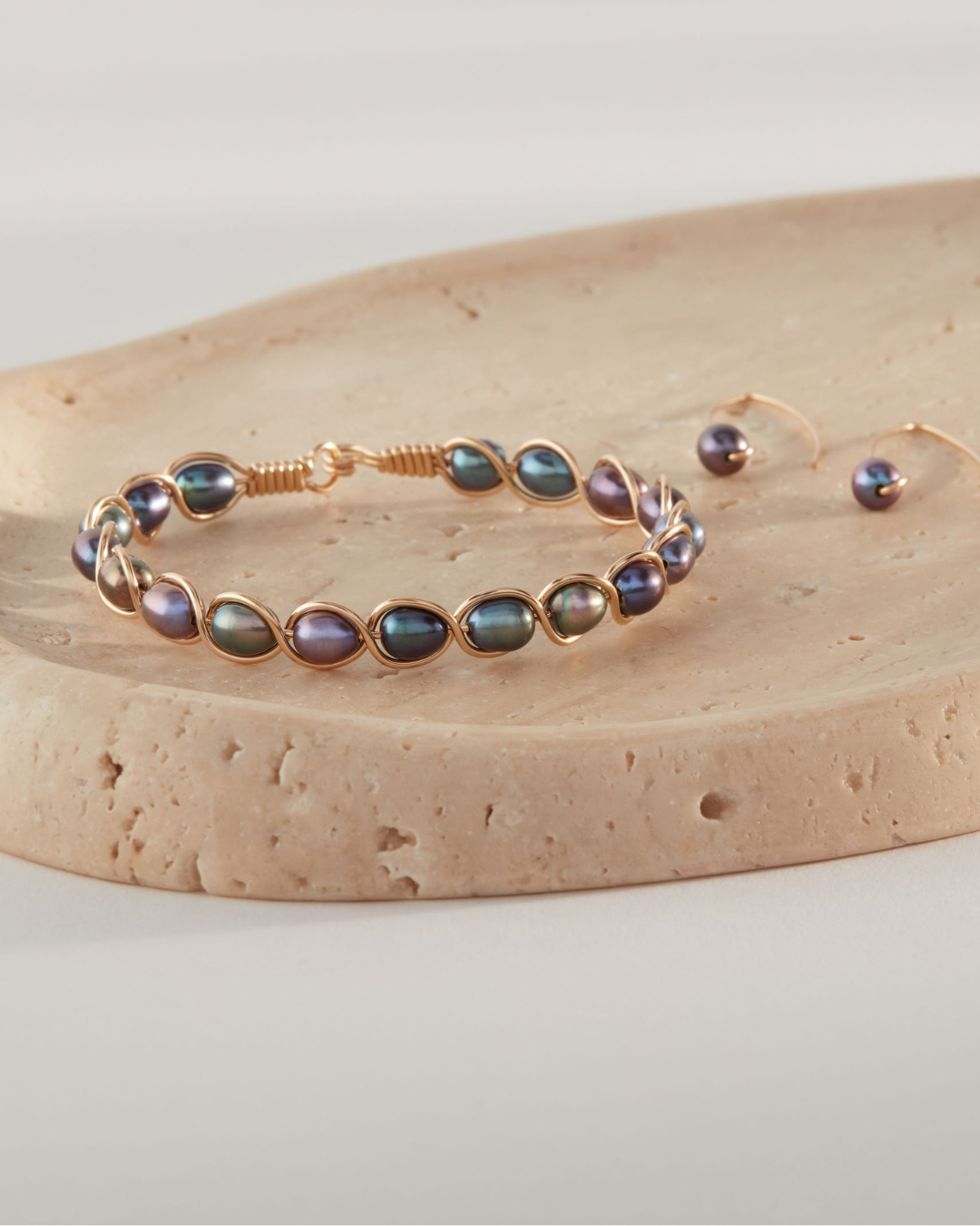 SHOP Natural Charm